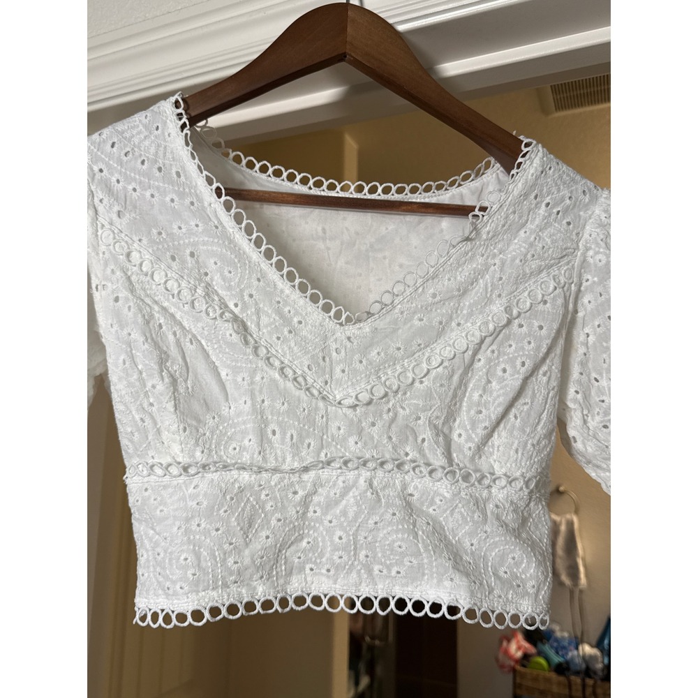 White Eyelet Lace V-Neck Crop Top Smocked Back Puff Sleeve Boho Cottagecore - Picture 2 of 12